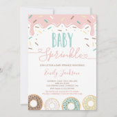 Donut Baby Sprinkle Uitnodiging ingedrukt met lief (Voorkant)