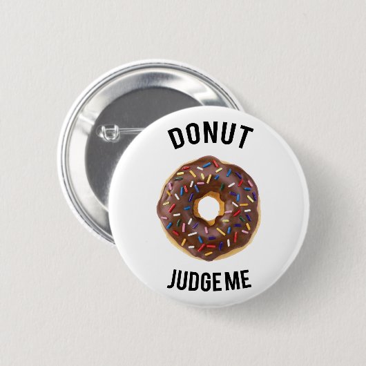 Donut berecht me ronde button 5,7 cm (Voorkant /achterkant)