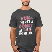 Donut bij de Finish Line Funny Fitness Resolution T-shirt (Voorkant)