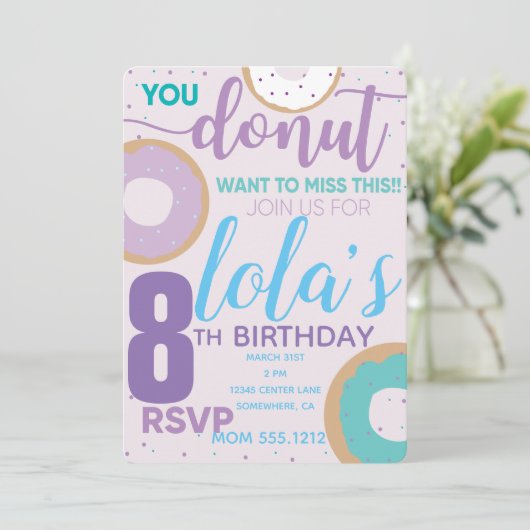 DONUT BIRTHDAY INVITE KAART (Staand voorkant)