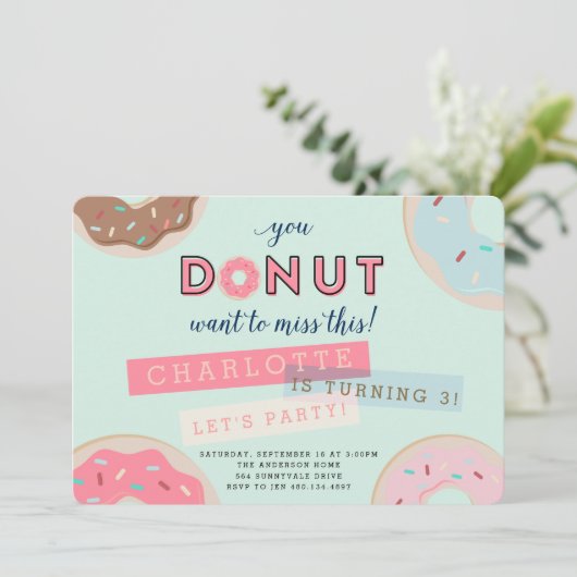 Donut Birthday Uitnodiging - Miss deze partij! (Staand voorkant)