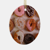 Donut Box. Keramisch Ornament (Rechts)