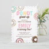 Donut Girl Sweet Birthday-uitnodiging Kaart (Staand voorkant)
