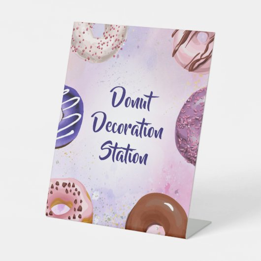 Donut Groeit Birthday Party Reclamebord Met Voetstuk (Voorkant)