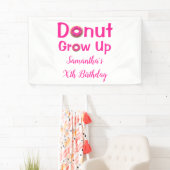 Donut Groeit Birthday Spandoek (Insitu)