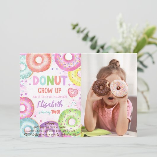 Donut Grow Up Doughnut Verjaardag Foto Kaart (Staand voorkant)