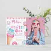 Donut Ice Cream Sweet Een 1e Verjaardag Foto Kaart (Staand voorkant)