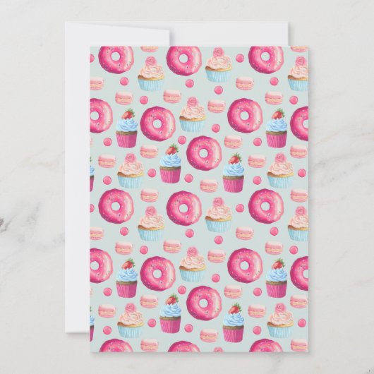 Donut macarons en cupcake patroon verjaardag uitno kaart (Achterkant)