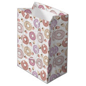 Donut met aardbei Verjaardag Medium Cadeauzakje (Voorkant Gekanteld)