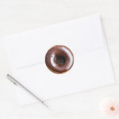 Donut met Chocolade Frosting en Witte Sprinkles Ronde Sticker (Envelop)