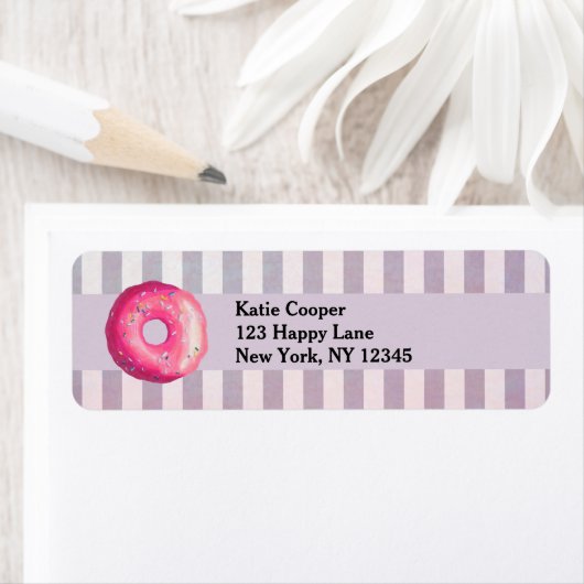 Donut met roze vorst en springen etiket (Insitu)