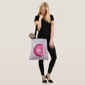 Donut met roze vorst en springen tote bag (Op model)