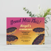 Donut Miss Deze chocolade bevroren donut verjaarda Kaart (Staand voorkant)