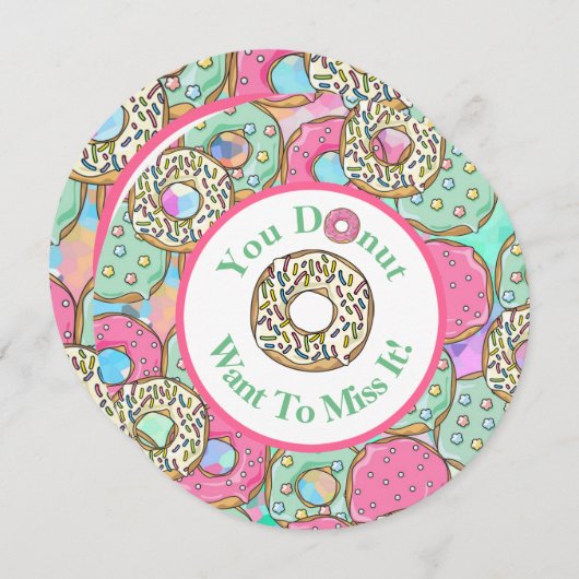 Donut Miss it Donut Birthday Party Invitation2 Kaart (Voorkant / Achterkant)