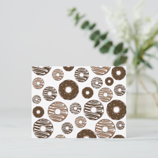 Donut Pattern, Chocolate Donuts, Karamel Donuts Briefkaart (Staand voorkant)