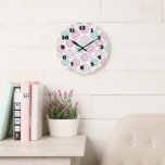 Donut Pattern Schattige Kleurrijk Grote Klok<br><div class="desc">Een klok met een heerlijk leuk patroon. Illustratie van pastelroze en groene donuts met strooien en ijsjes.</div>