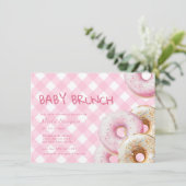 Donut | Roze Gingham Meisje Baby shower Uitnodigin Kaart (Staand voorkant)