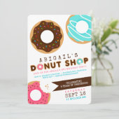 Donut Shop Uitnodiging voor verjaardagsfeest (Staand voorkant)