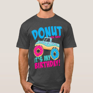 Donut Theme Birthday Party Itx27s Mijn Birthday Mo T-shirt