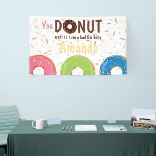 Donut themed Birthday Party gepersonaliseerd Spandoek (Beurs)