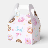 Donut Two Sweet Girl 2e verjaardag Bedankdoosjes (Achterkant)