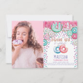 Donut Verjaardag Foto Strooit Kleurrijk Kaart (Voorkant)