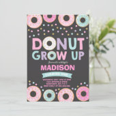 Donut Verjaardag Uitnodiging Donut Grow Up Party (Staand voorkant)