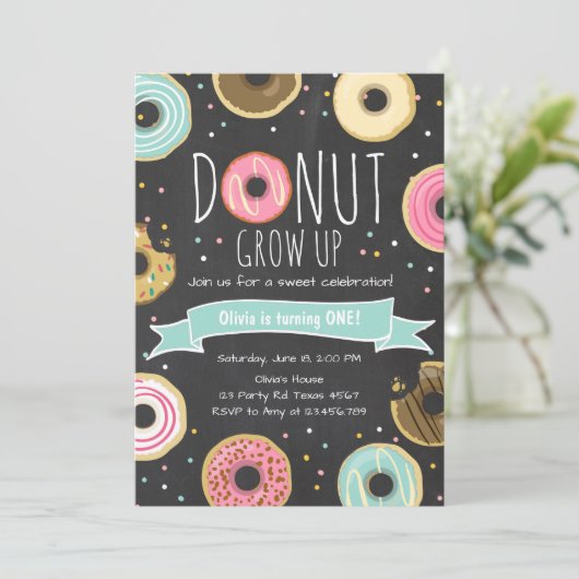 Donut Verjaardag Uitnodiging Donut Grow up party (Staand voorkant)