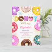 Donut verjaardagsfeest uitnodiging (Staand voorkant)