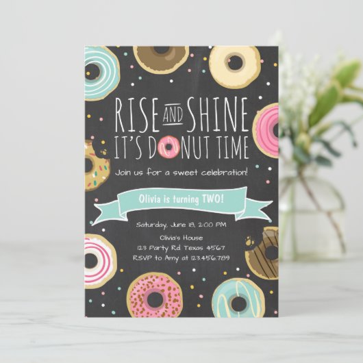 Donut Verjaardagsfeest Uitnodiging Rise and Shine (Staand voorkant)