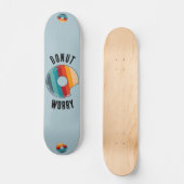 Donut Worry Green Retro Skateboard Deck (Voorkant)