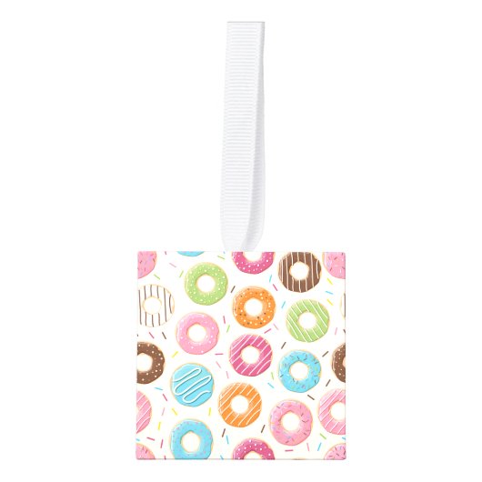 Donuts Custom Cube Ornament (Voorkant)