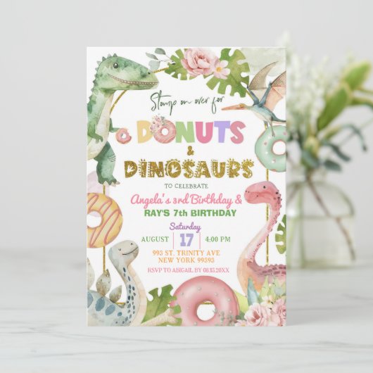 Donuts en dinosaurussen gezamenlijke broer of zus kaart (Staand voorkant)