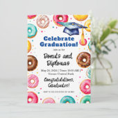 Donuts en diploma's - Graduation Party Decor Kaart (Staand voorkant)