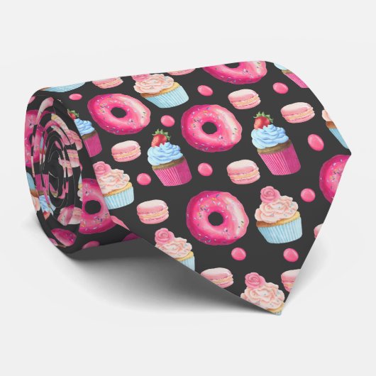 Donuts Macarons Cupcake Patroon op zwart Stropdas (Opgerold)