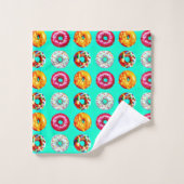 Donuts on turquoise bad handdoek (Wasdoekje)