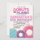 Donuts & pyjama verjaardagsuitnodiging | 5x7 kaart (Voorkant)