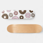 Donuts, roze donuts, bruine donuts persoonlijk skateboard (Horizontaal)