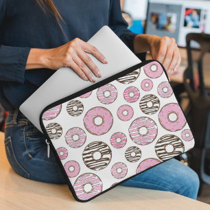Donuts, roze donuts, witte donuts laptop sleeve