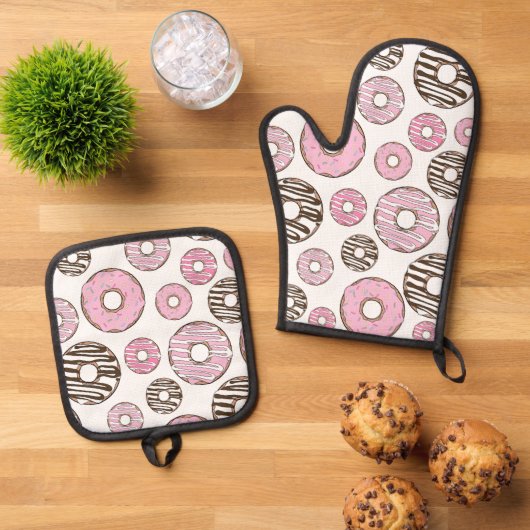Donuts, roze donuts, witte donuts ovenwant & pannenlap set (Top down)