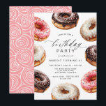 Donuts | Schattige Dessert Thema Meisjes Verjaarda Kaart<br><div class="desc">Leuke donut-thema verjaardagsfeestuitnodigingen die kunnen worden gewijzigd naar elke leeftijd. Frosted donuts met sprinkles omringen je evenementgegevens. De achterzijde is helderroze met een wervelpatroon.</div>