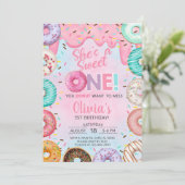 Donuts Sweet Een meisje 1e verjaardag uitnodiging. Kaart (Staand voorkant)