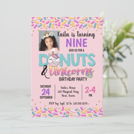 Donuts & Unicorns Threadparty Invitation Kaart (Staand voorkant)