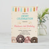 Donuts verjaardag baby shower uitnodiging (Staand voorkant)