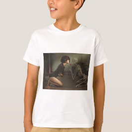 Dood en jonge vrouw t-shirt