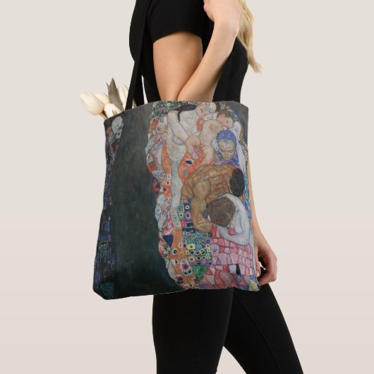 Dood en leven door Gustav Klimt  Art Nouveau Tote Bag (Dichtbij)