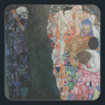 Dood en leven door Gustav Klimt  Art Nouveau Vierkante Sticker<br><div class="desc">Dood en leven (1908) door Gustav Klimt is een Victoriaans Era Symbolisme mooi kunstschilderij met twee verschillende delen: leven en dood. Links staat de dood afgebeeld door een klassiek grimmige luier met een draaiende schedel, bedekt met een donkere robe gekleurd met een religieus kruis. Rechts ligt een groep van vooral...</div>