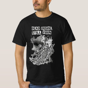 Dood van binnen, nog steeds aan het vibren Skelet  T-shirt