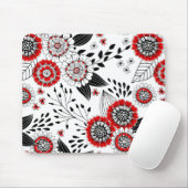 Doodle bloemen en bladeren in rood en zwart muismat (Met muis)