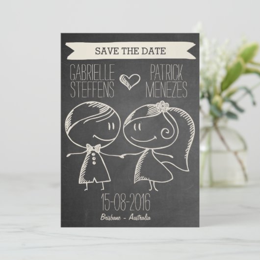 Doodle Couple op Blackboard Save the Date (Staand voorkant)